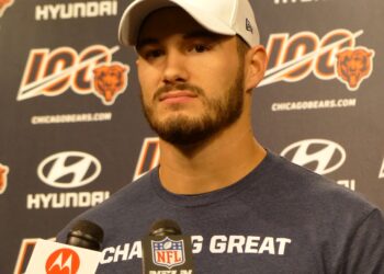 Trubisky shines in Bears 2019 Thanksgiving win vs Lions