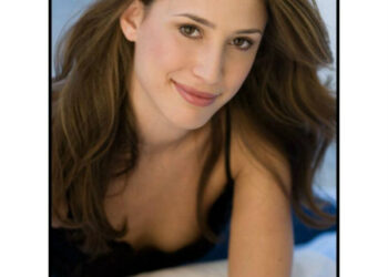 Oh, Susannah! Sports Vixen Releases Statement About Firing