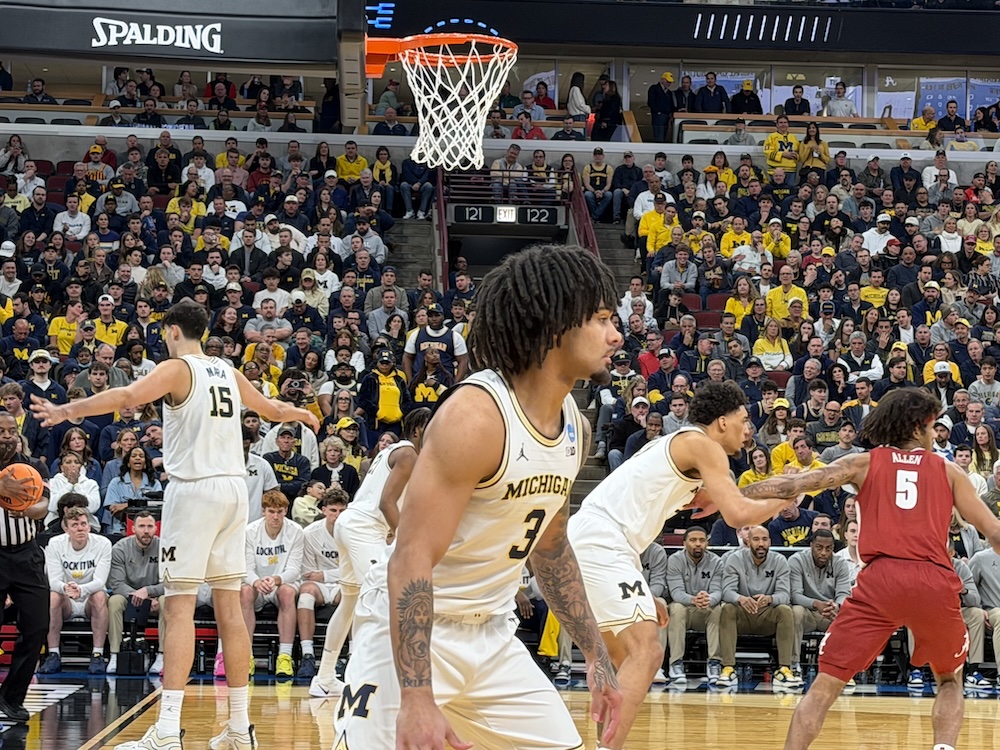 Elloitt Cadeau and the MichiganWolverines playing the Alabama Crimson Tide in the 2026 NCAA Men's Basketball tournament