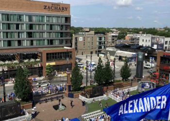 Champions Gate Opens at Wrigley Field: Anthony Rizzo Delivers Another Unforgettable Moment